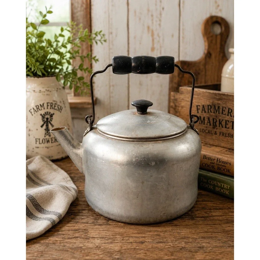 1950s COMET Aluminum Teapot Tea Kettle with Lid Wooden Handle Coffee Pot 9